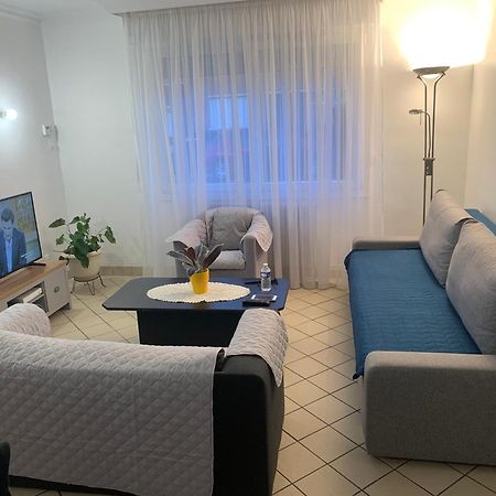 Maison 4 A 8 Personnes Faches-Thumesnil Extérieur photo